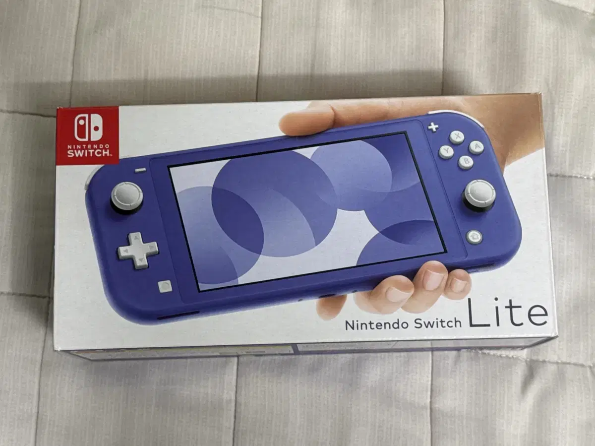 Nintendo Switch Lite本体 ブルー Amazon.com: Nintendo Switch Lite - Blue